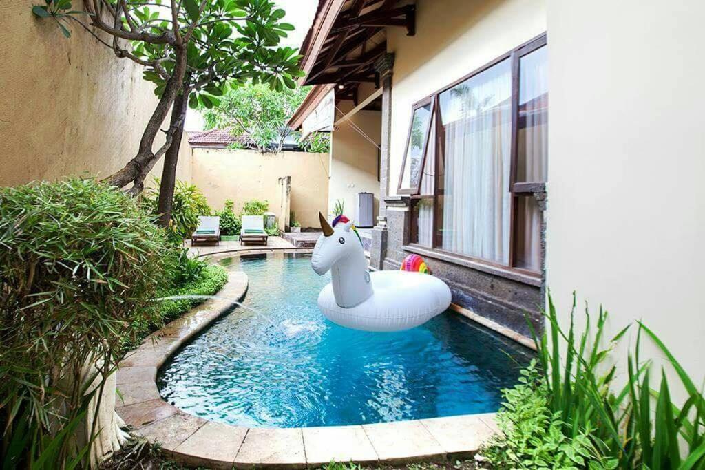 Clasic Private Pool In Villa *