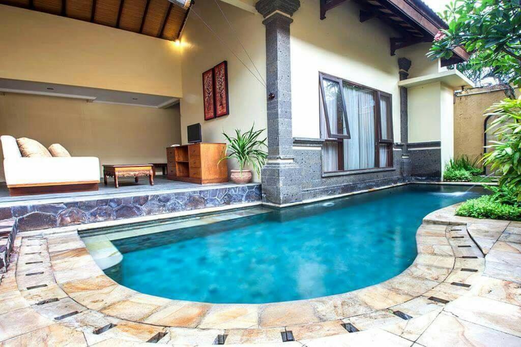 Clasic Private Pool In Villa *